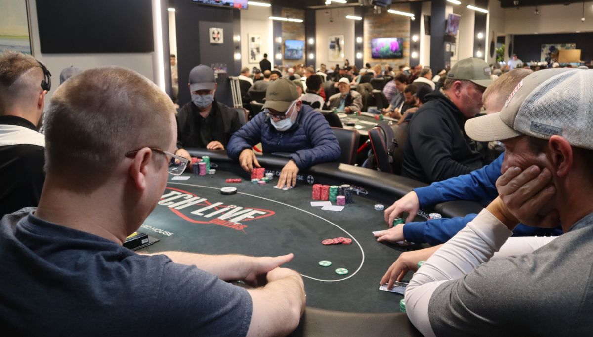 USA les clubs de poker de Dallas ont failli fermer